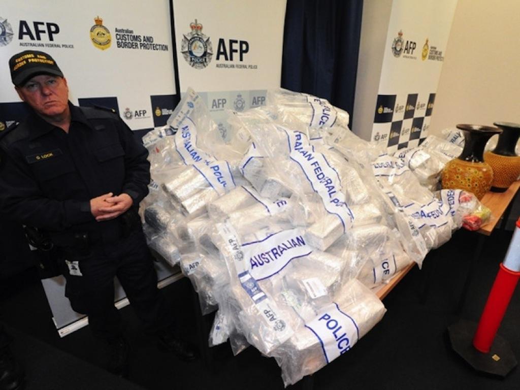 Drug Busts Wallpaper - Tons